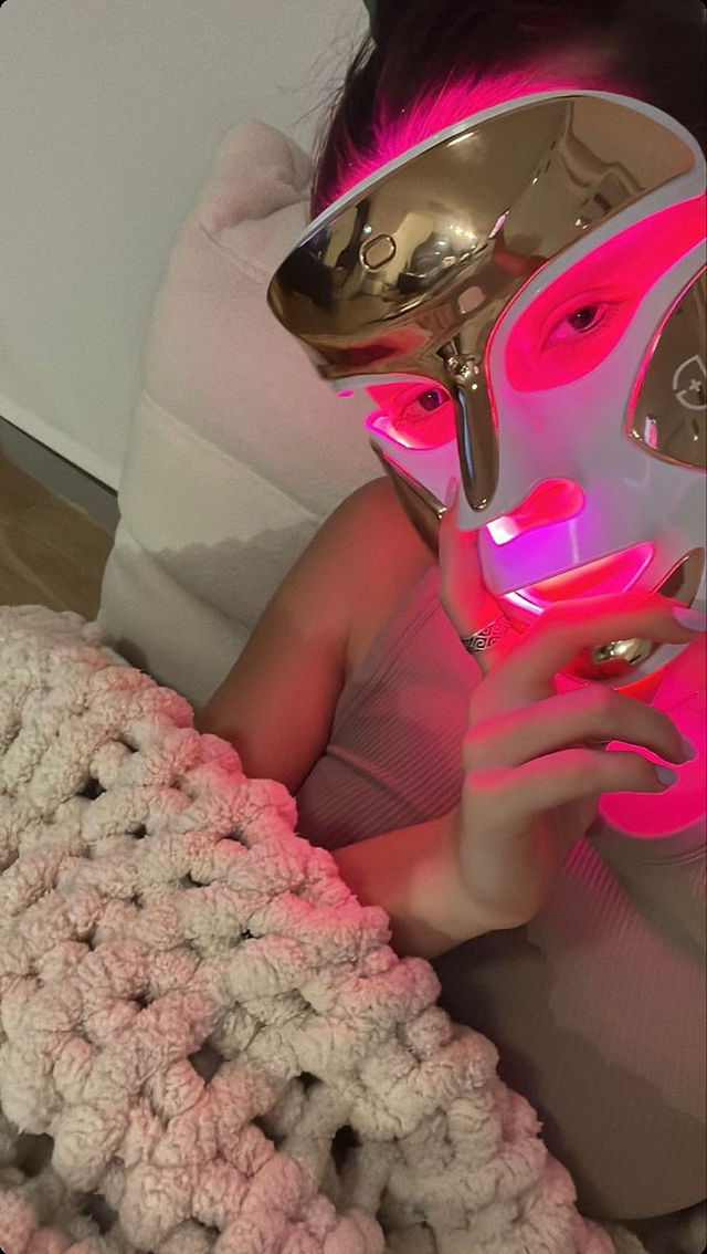 red light mask
