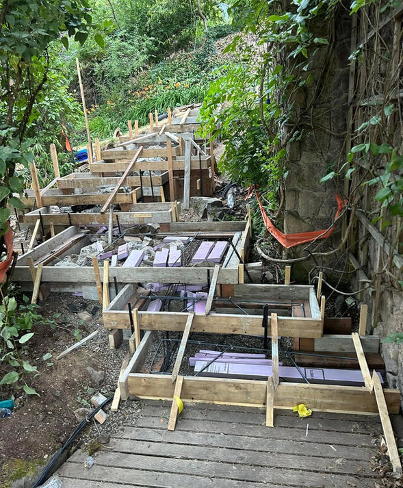 Forms and preparation for concrete floating stairs project