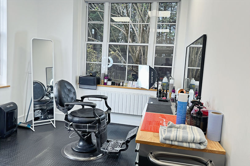 Studio 302 barber studio_edited_edited.jpg