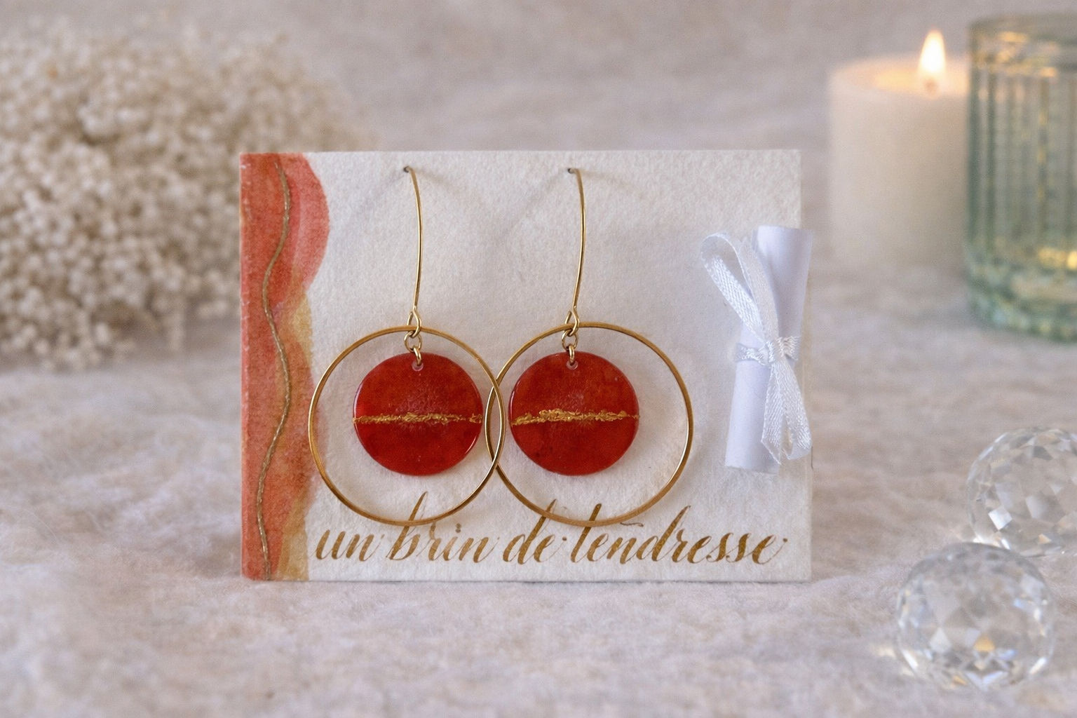 Bijoux boucles d’oreilles rouges avec anneaux