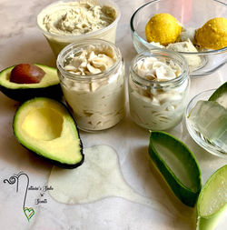 Body%20Butters%20with%20ingredients%20fr