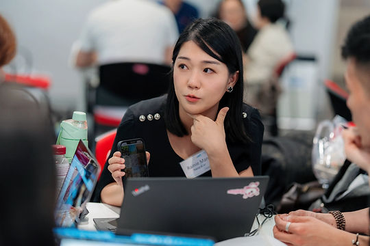 LOUDER x Generation Hackathon 2.jpg