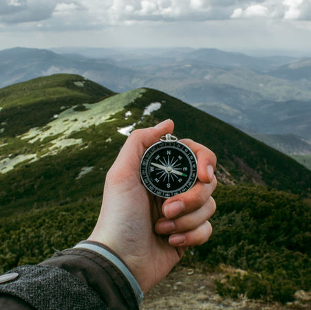 Kompas in de bergen