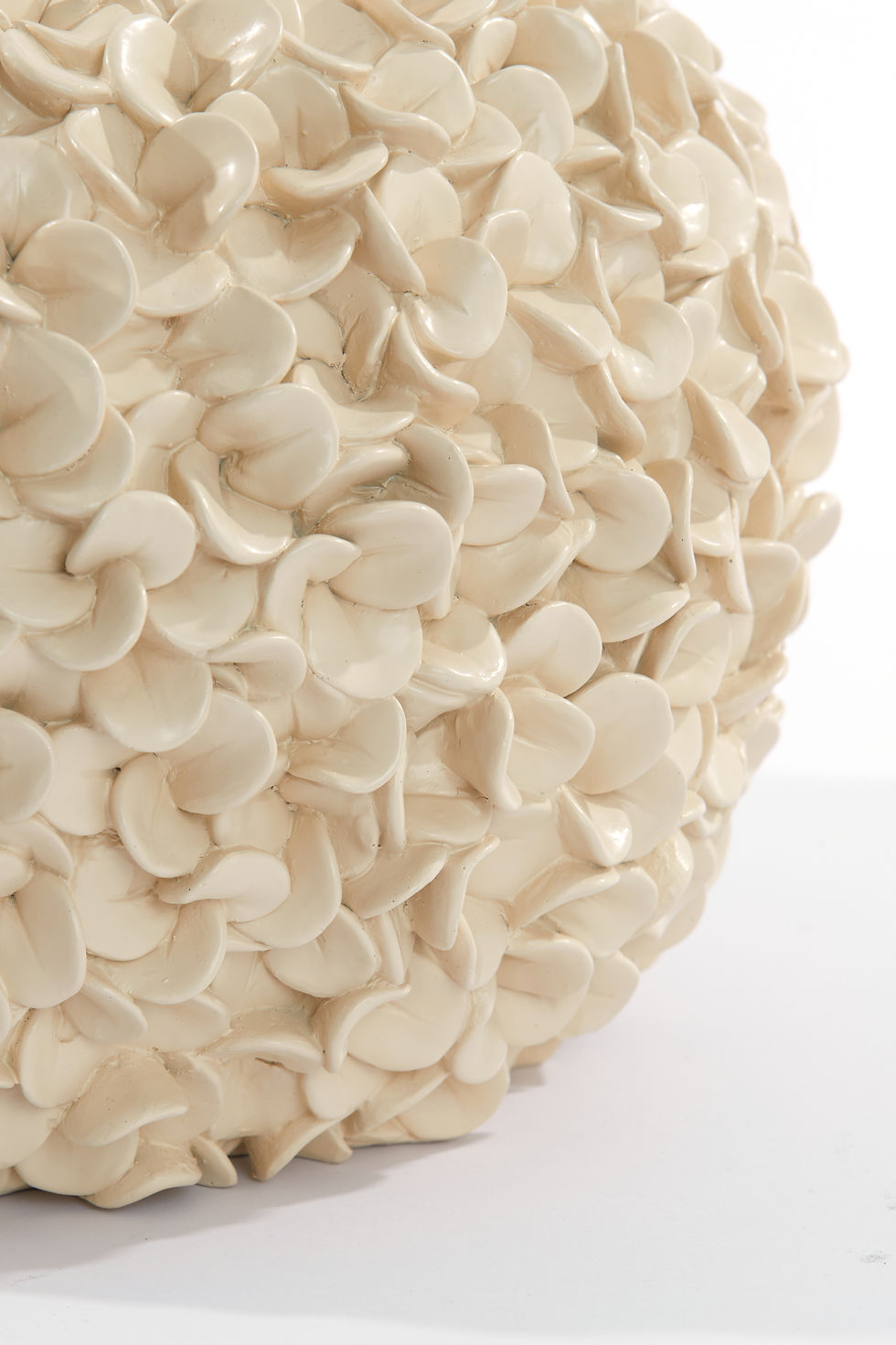 Thumbnail: Phylia Textured Vase – Cream