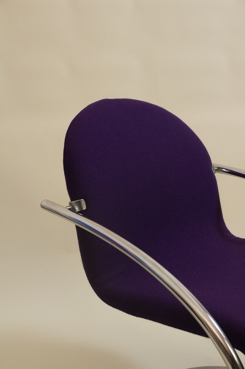Miniature : Fauteuil FA003. VERNER PANTON