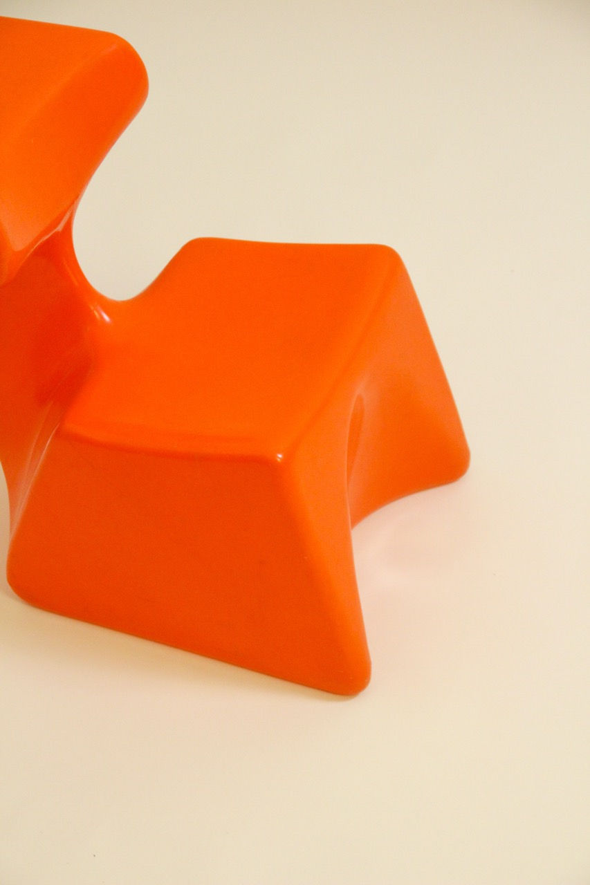 Miniature : Chaise enfant CE007. LUIGI COLANI