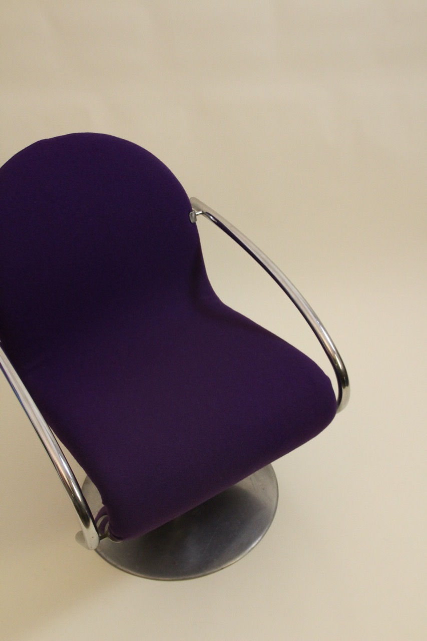 Miniature : Fauteuil FA003. VERNER PANTON