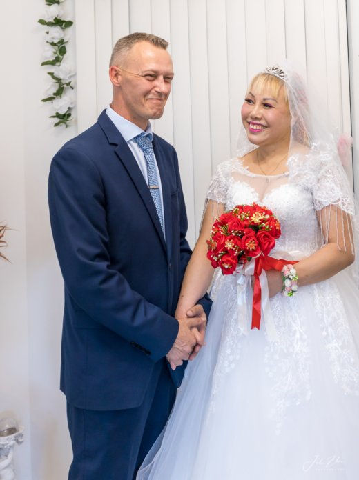 ceremony1.jpg