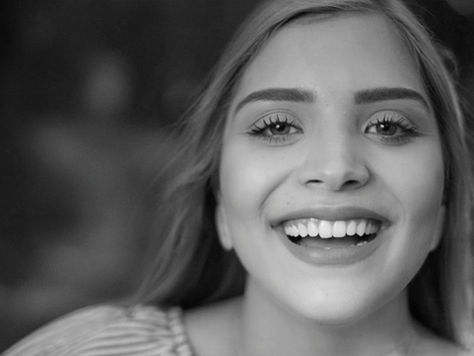 How Full Mouth Reconstruction Enhances Confidence and Lifestyle