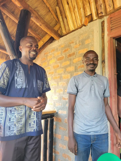 Ed ministering to Ugandan pastors