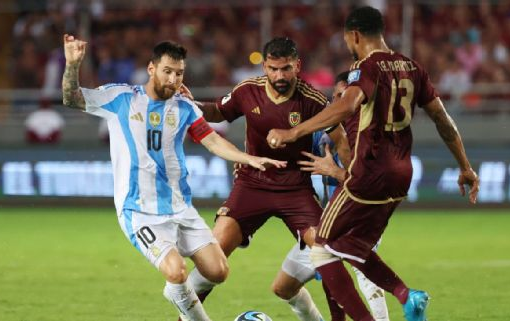 Eliminatórias da Copa do Mundo: Argentina empata em 1x1 com a Venezuela e mantém liderança