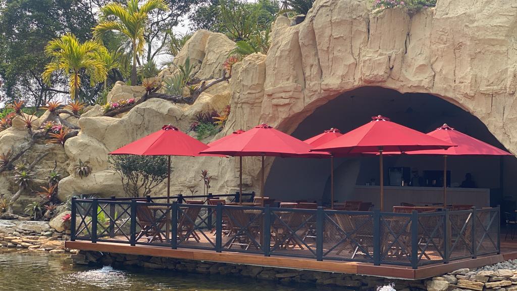 Gua Bantimurung - Taman Burung Taman Mini Indonesia Indah