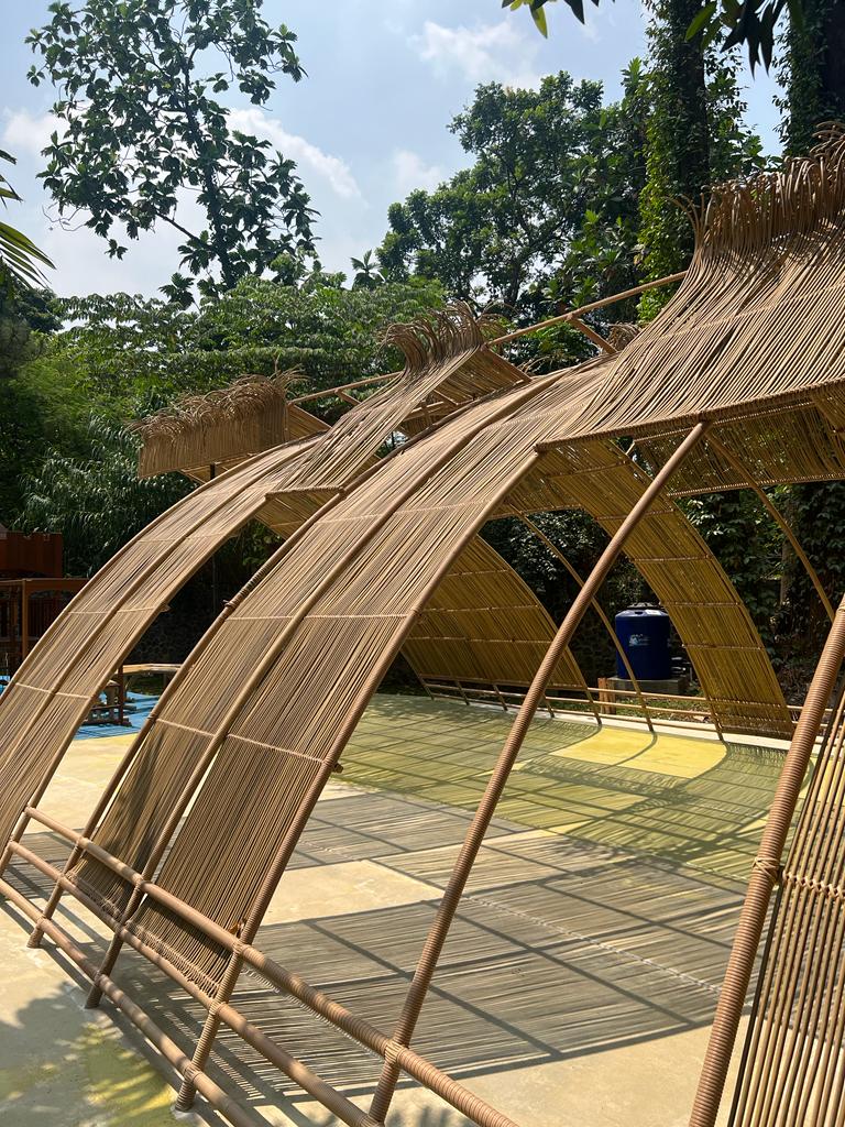 Plaza Namdur - Taman Burung Taman Mini Indonesia Indah