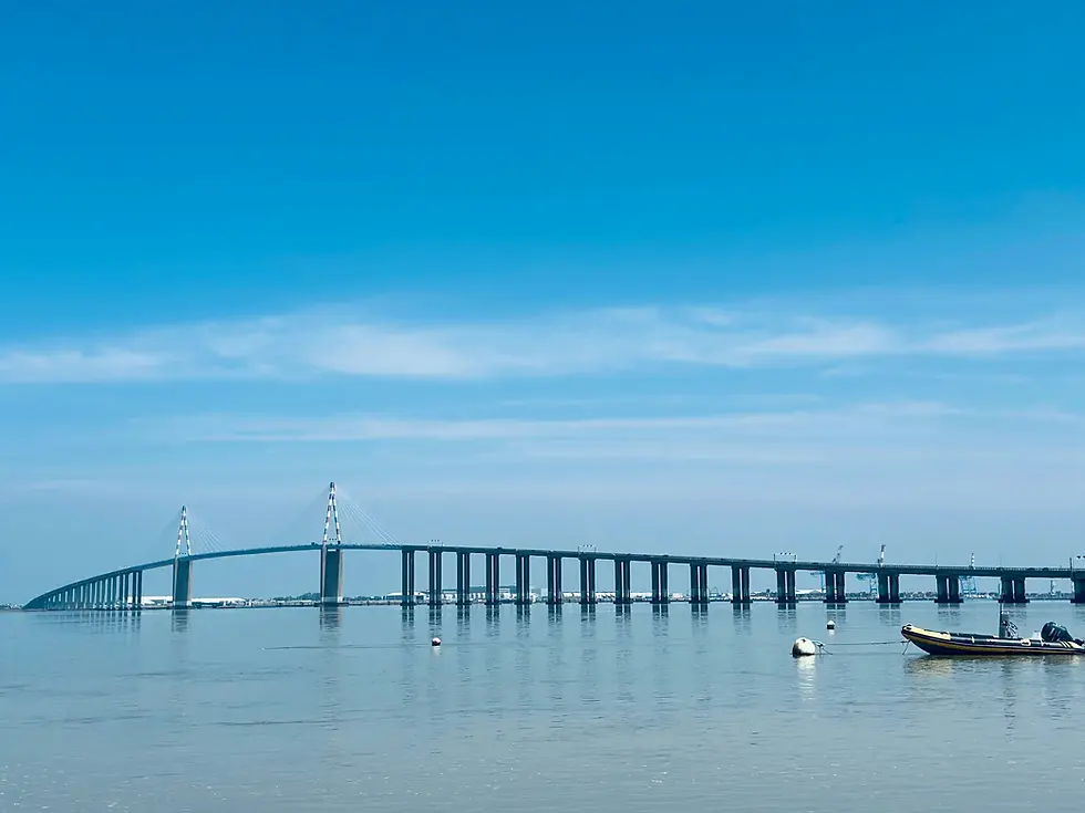 Vue panoramique de Saint-Nazaire avec Meet5 pour rencontrer de nouvelles personnes