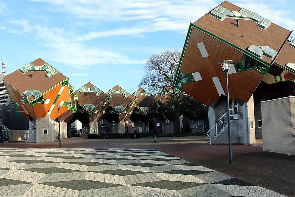 Panoramisch uitzicht op Helmond met bekende stadsplekken