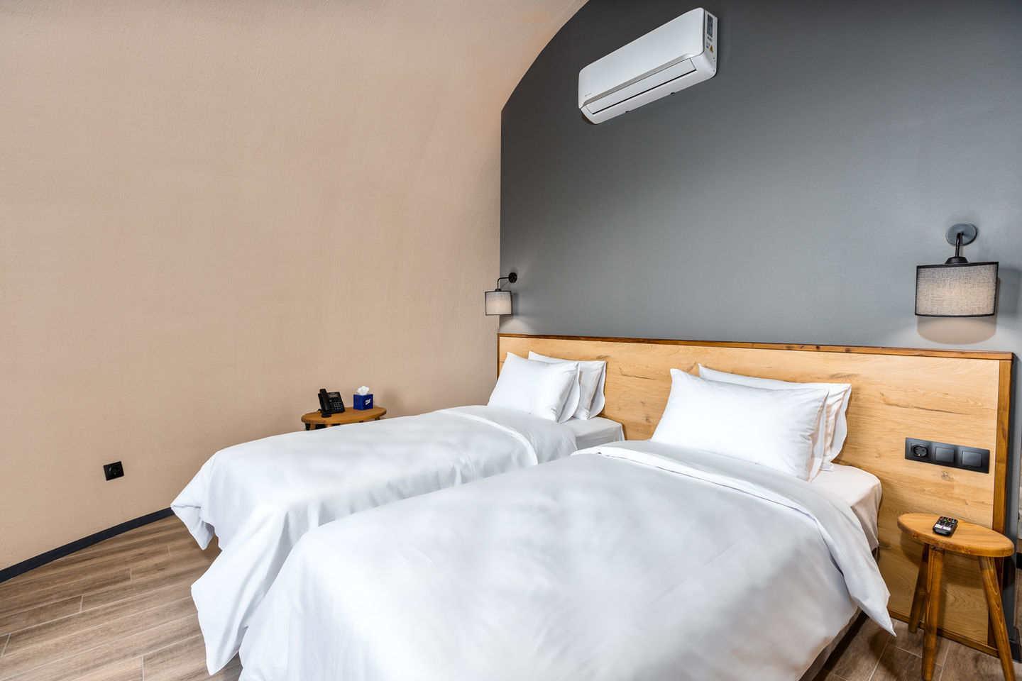 Deluxe Bungalow Qvevri-Shaped Room Hotel Qvevrebi Telavi Georgia