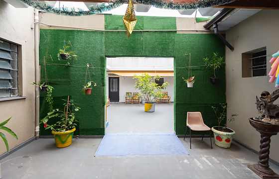 QUINTAL CORTE ACIMA.jpg