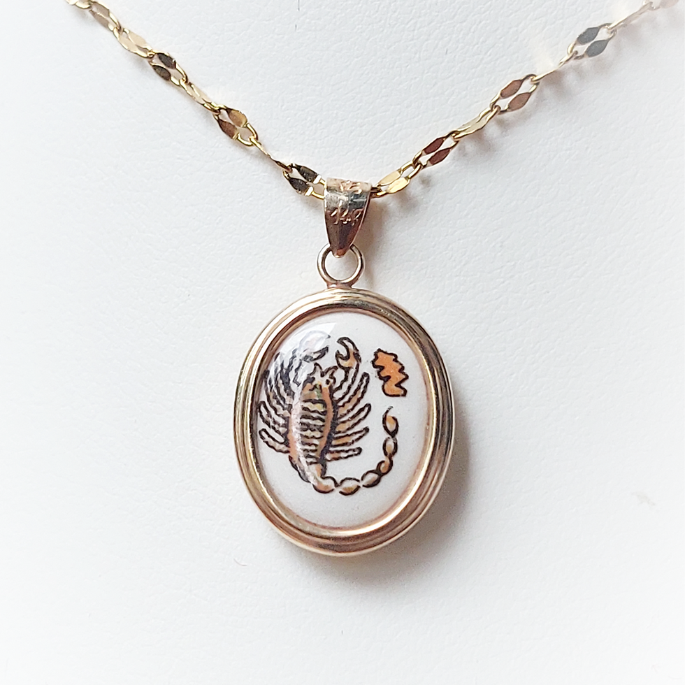 Thumbnail: Vintage Hanger 14k Volgoud met Limoges - Scorpioen