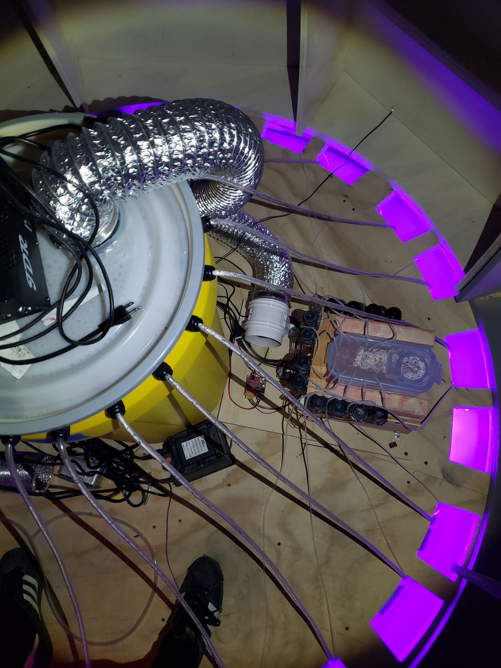 Old System of Foggy Bubble Machine