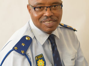 ‘n Gerespekteerde Vrystaat-polisiewoordvoerder tree af