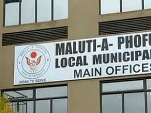 ‘n Vrystaat-munispaliteit se onkostes hoop op