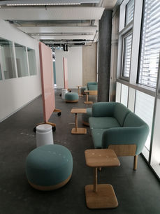 À la demande de Dimanche showroom SA
Gestion logistique globale -
Aménagement de deux bâtiment de six étages de l'Espace Tourbillon
Gestion flux de marchandises - Gestion de commande auprès des fournisseurs - Gestion d'équipe -
Réception de mobilier in situ - Montage de mobilier - Aménagement et mise en place selon plans
