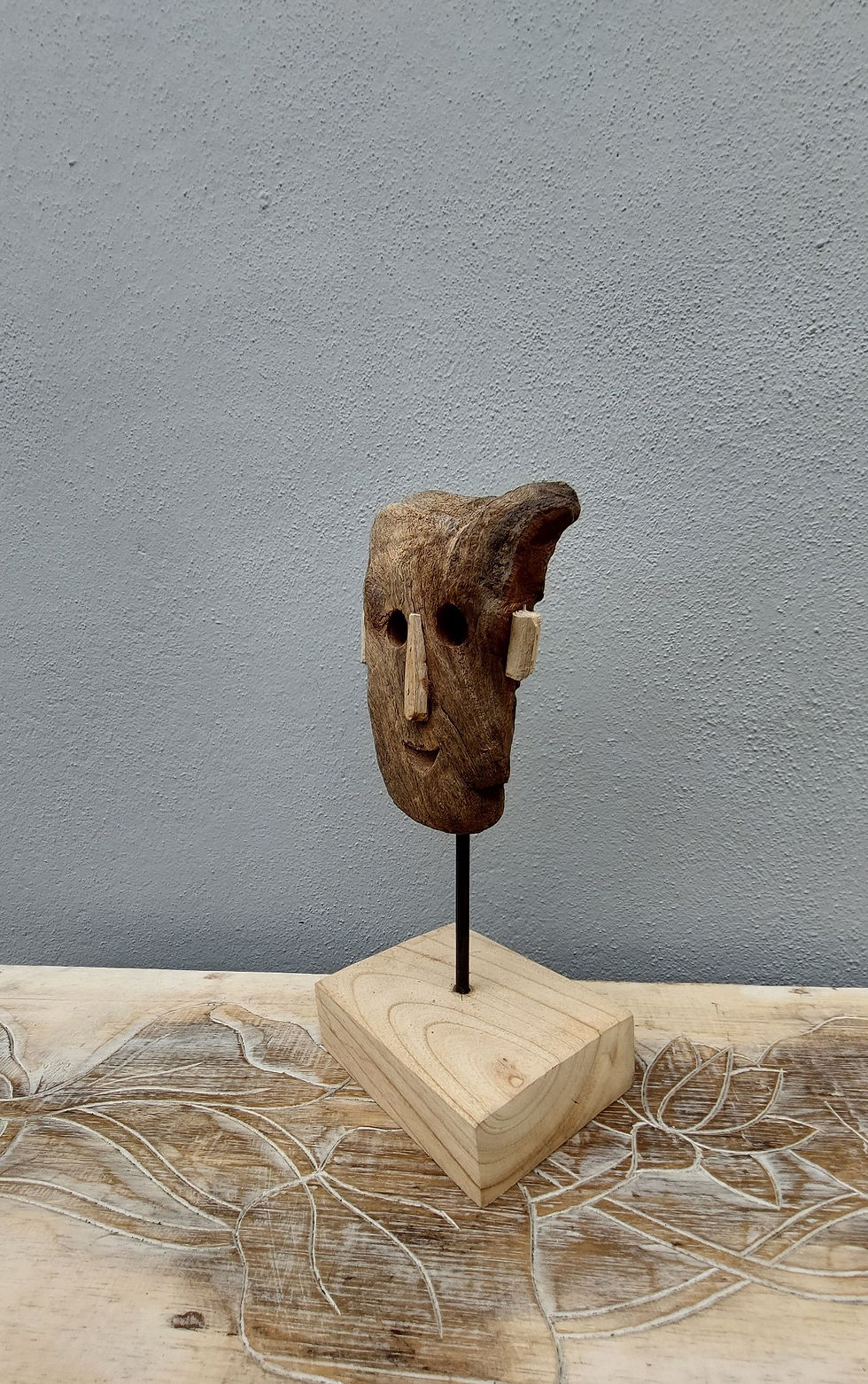 Thumbnail: Driftwood Head on stand
