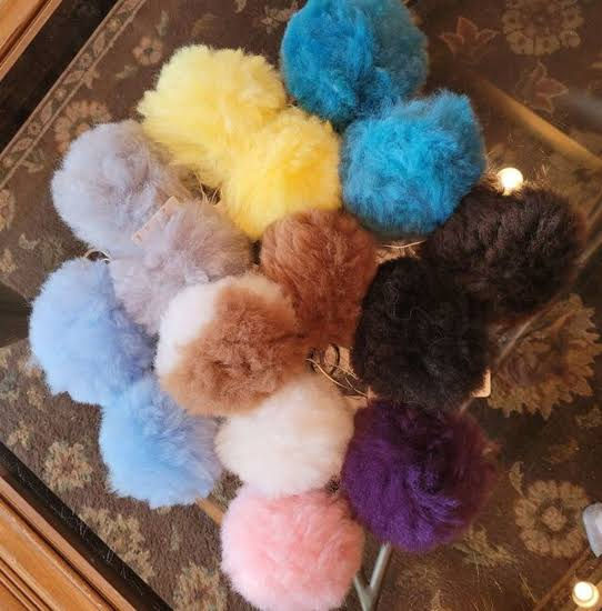 different color alpaca keychain
