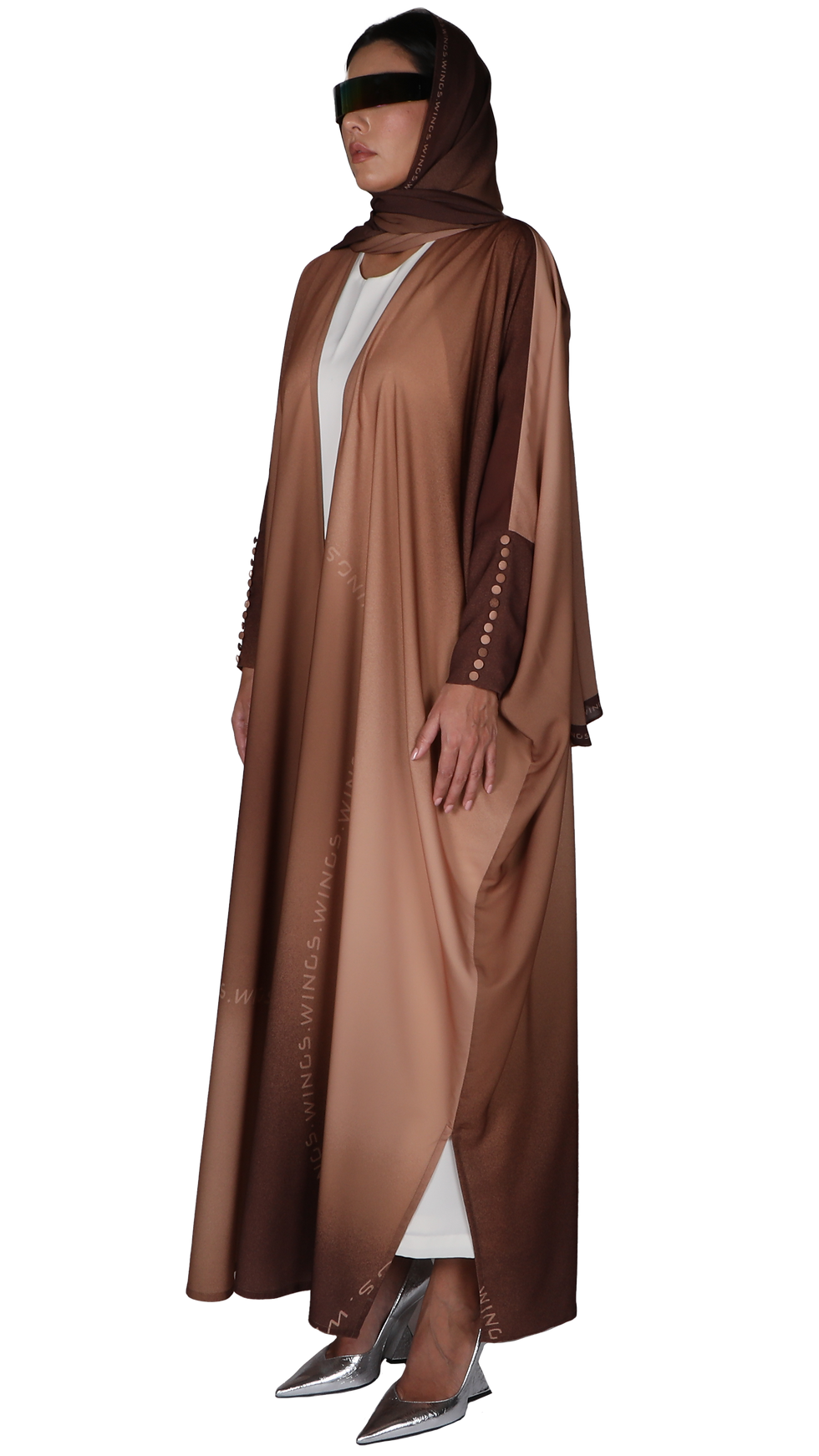 Thumbnail: TUMLUT abaya