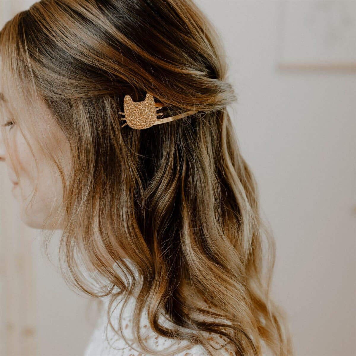 Barrette simple – Chat moustache doré