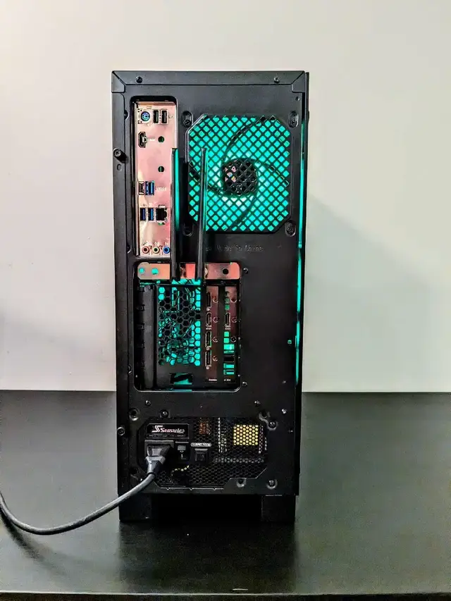 Thumbnail: Gaming PC - RTX 3070, Core i7 10700k, 16GB, 1TB