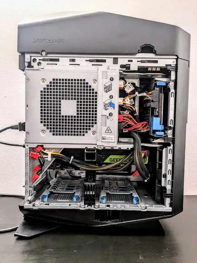 Thumbnail: Alienware PC- Core i7 7700K, GTX 1080 Ti, 16GB, 256GB + 1TB