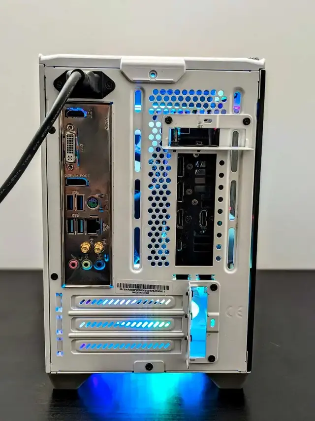 Thumbnail: ITX Gaming PC - RTX 2080 S, core i7 9400F, 16GB, 500GB NVMe