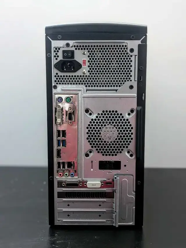 Thumbnail: Gaming PC - GTX 560 Ti, Core i5 4460, 16GB, 128GB + 1TB
