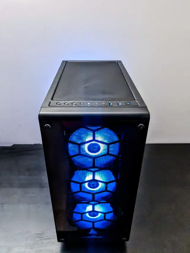 Thumbnail: Custom gaming PC - RTX 3070, Core i7 10700K, 16GB, 1TB NVMe