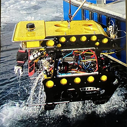 V8 L6000 off boat.jpg