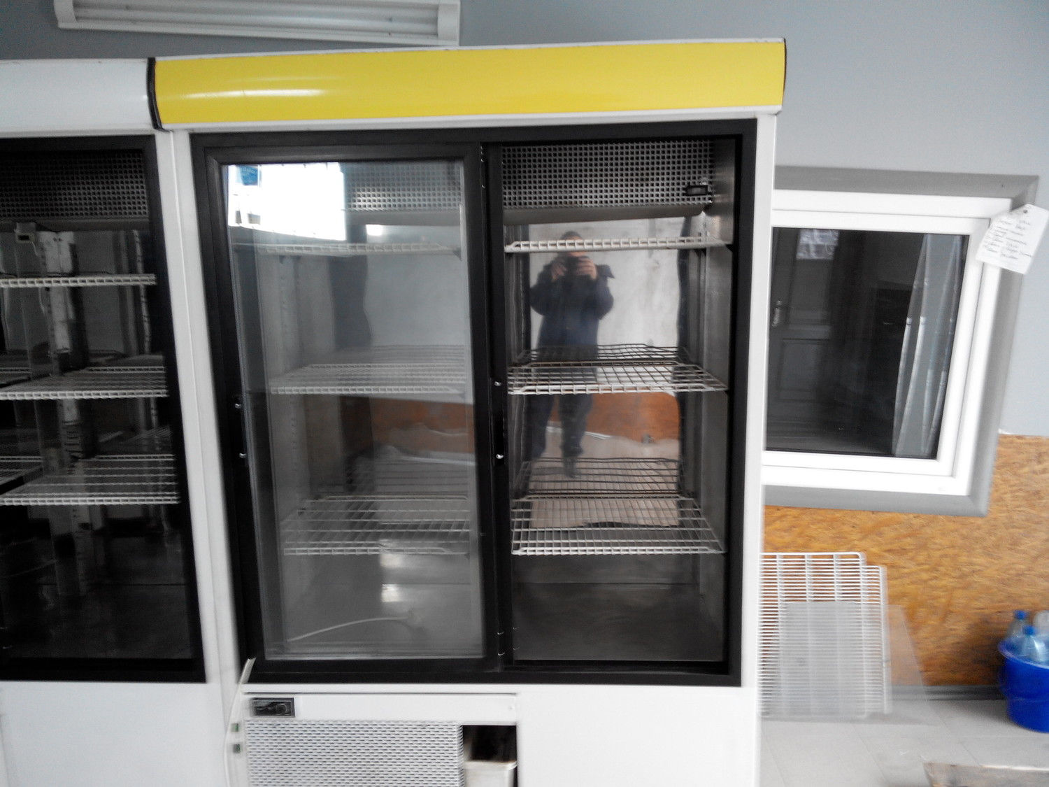 Холодильный шкаф Cold SW-1400 DP