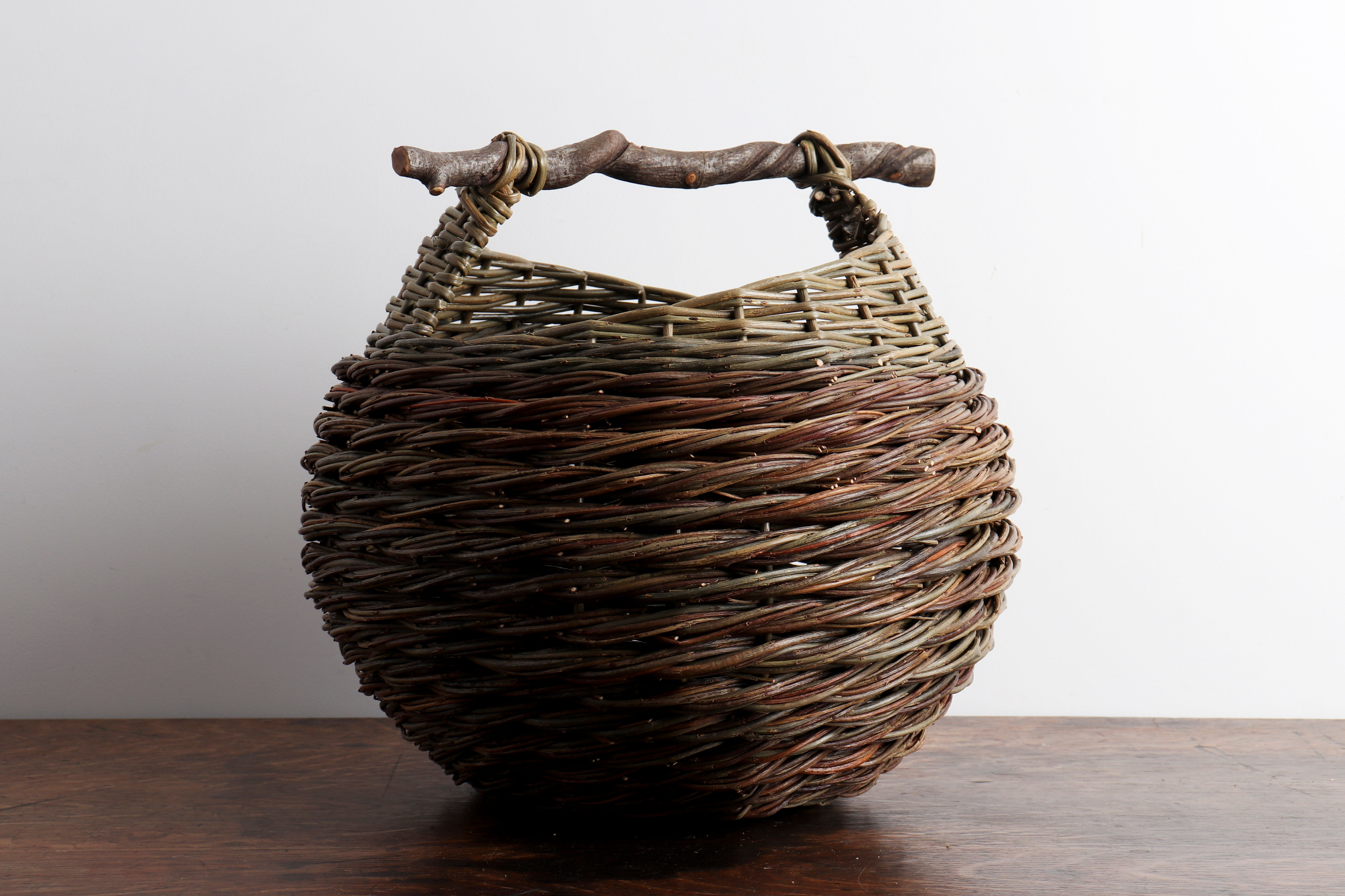 rope-coil contemporary basket | medium