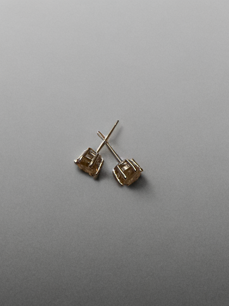 Miniaturbild: 925‘ Silber Ohrstecker mit citrin Stein 