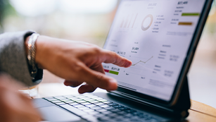 Além da clipagem: PR orientado a dados e impacto nos negócios