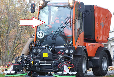 Стекло лобовое коммунальная машина Holder M480