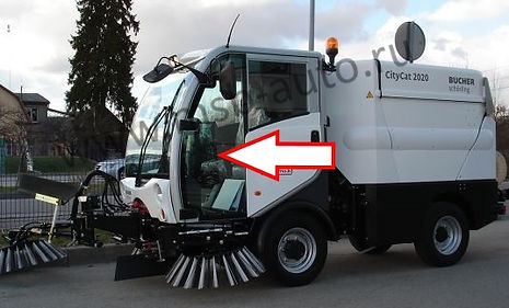 Стекло дверное левое коммунальная машина пылесос Bucher CityCat Мулинари