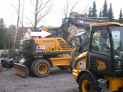 Стекло кузовное правое у стрелы Экскаватор Volvo EW 140 b, 145 b, 160 b, 180 b, EC 180 Blc, 210 Blc, 240 Blc, 290 Blc, 460 Blc, 2003