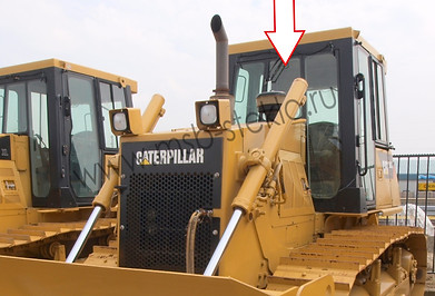 Стекло лобовое центральное бульдозер Catepillar D6G2XL