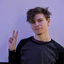 tomasz_newheadshot.jpg