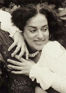 ALINA MORR.jpg
