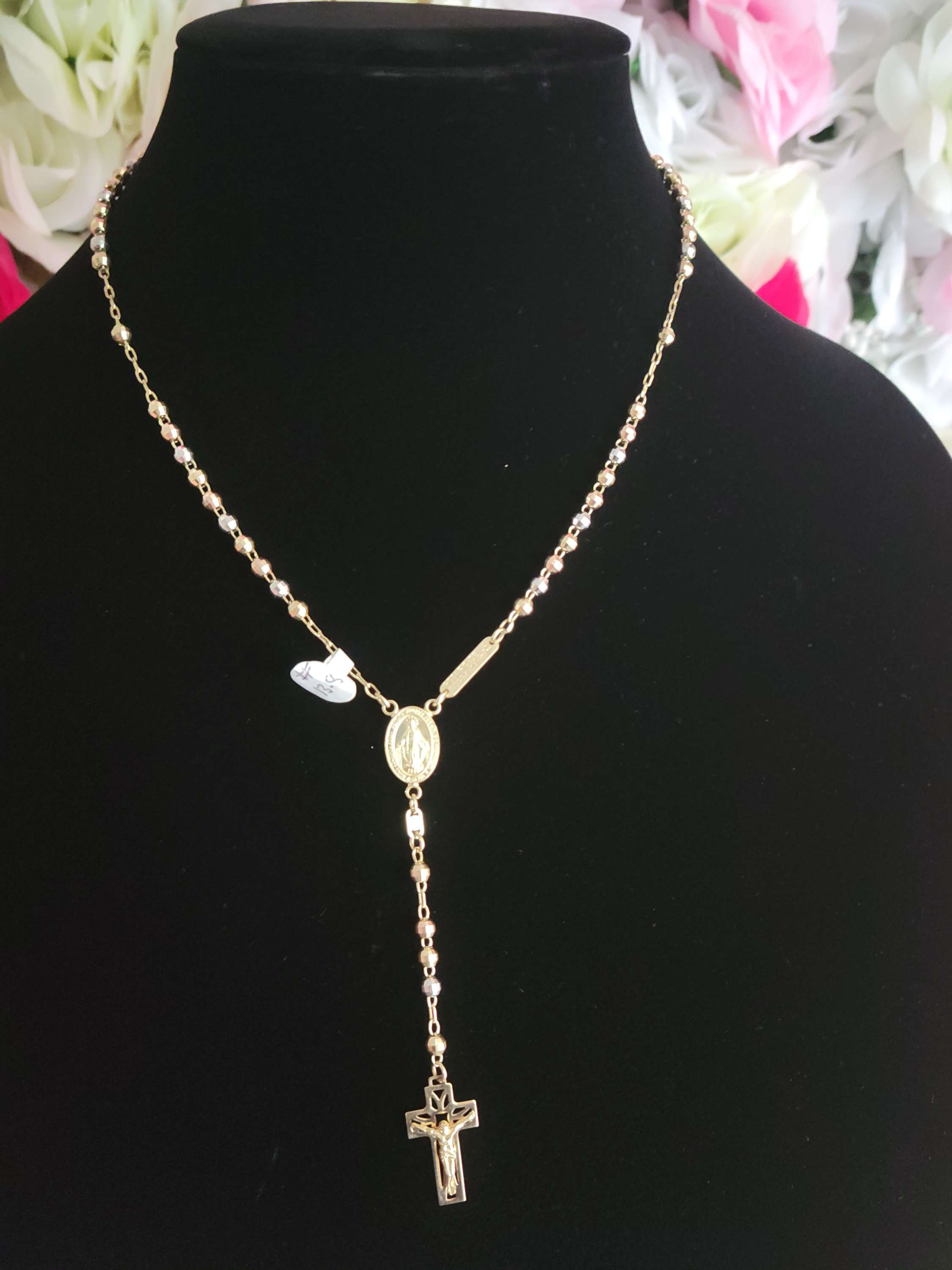 Oro 14 kilates ,rosarioreligioso, 18 de largo