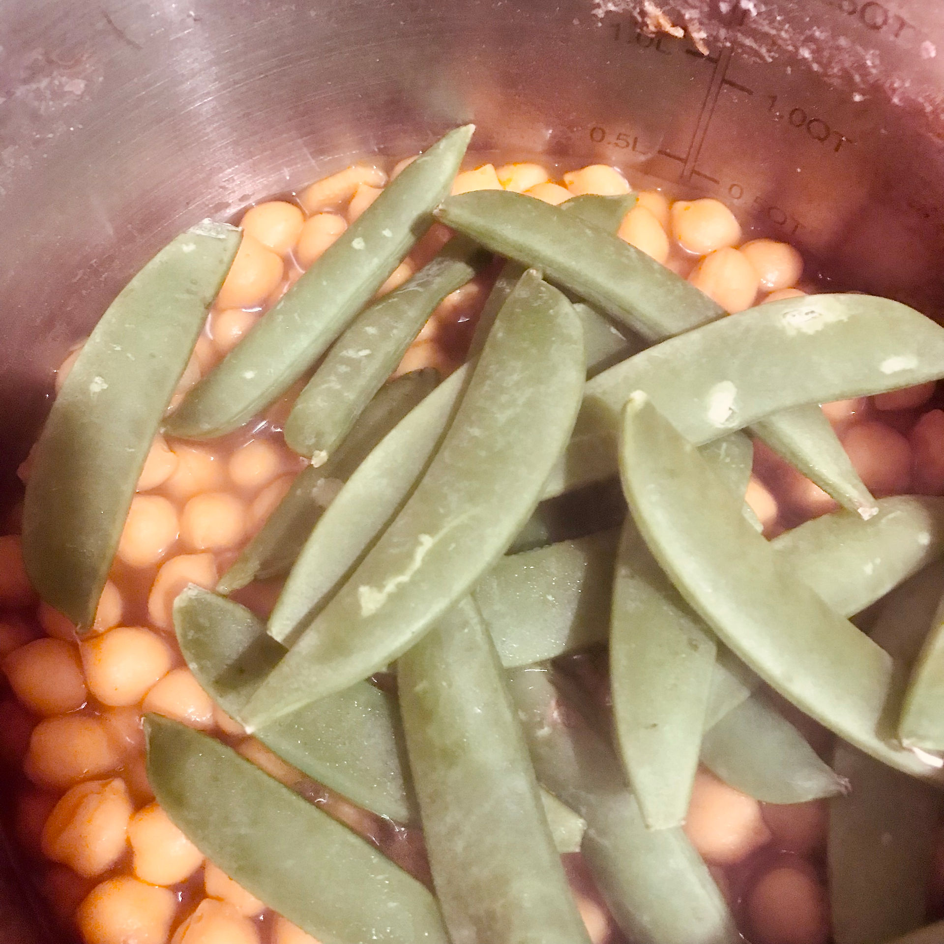 After approx. 40 mins, add the sugar snap peas to the pot
