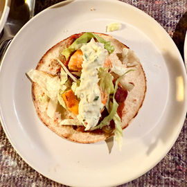 Low-fat bean chilli and grilled king prawns with white corn tortillas