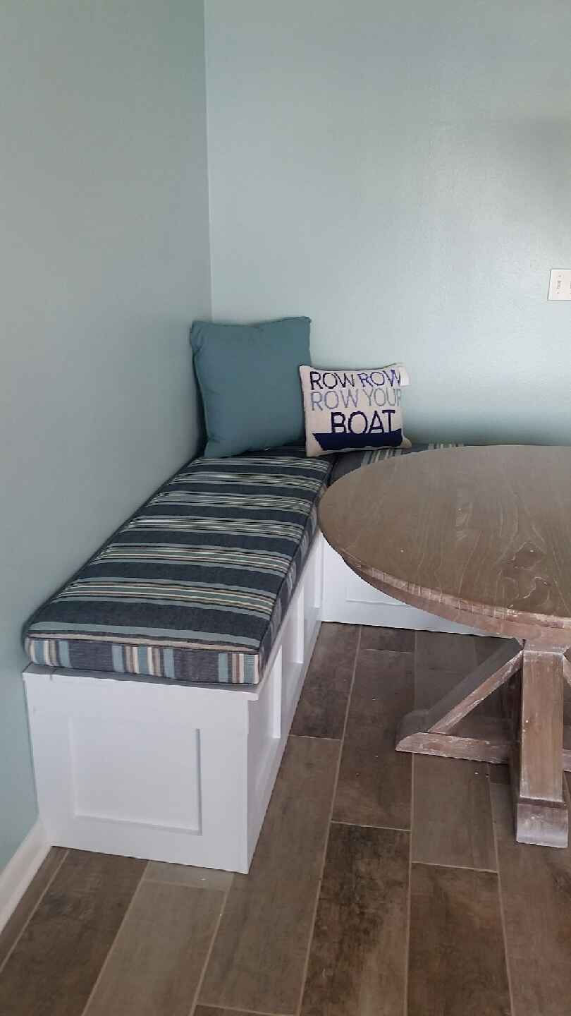 Thumbnail: L-Shaped Storage Bench